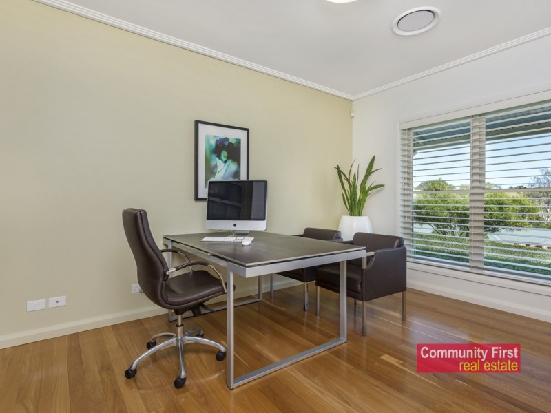 22 Benwerrin Crescent, Grasmere NSW 2570