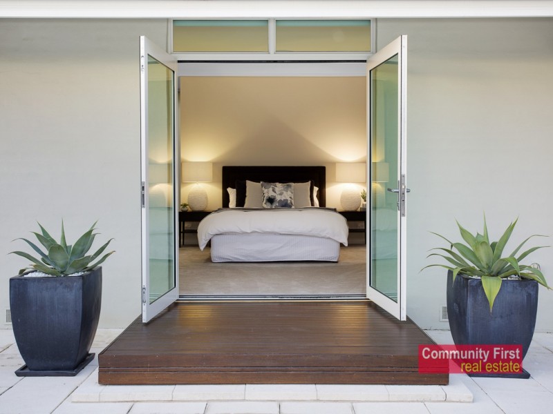 22 Benwerrin Crescent, Grasmere NSW 2570