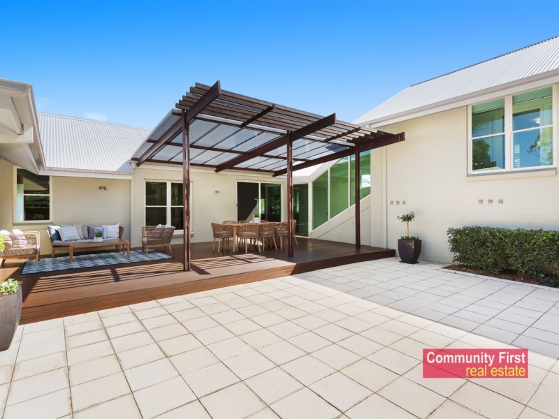 22 Benwerrin Crescent, Grasmere NSW 2570