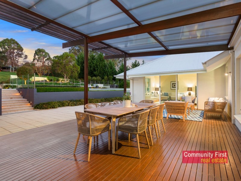 22 Benwerrin Crescent, Grasmere NSW 2570