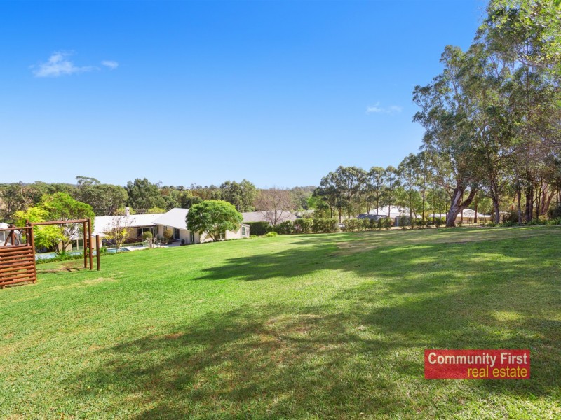 22 Benwerrin Crescent, Grasmere NSW 2570