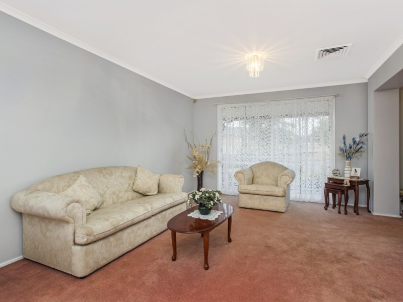 38 Esk Avenue, Green Valley NSW 2168