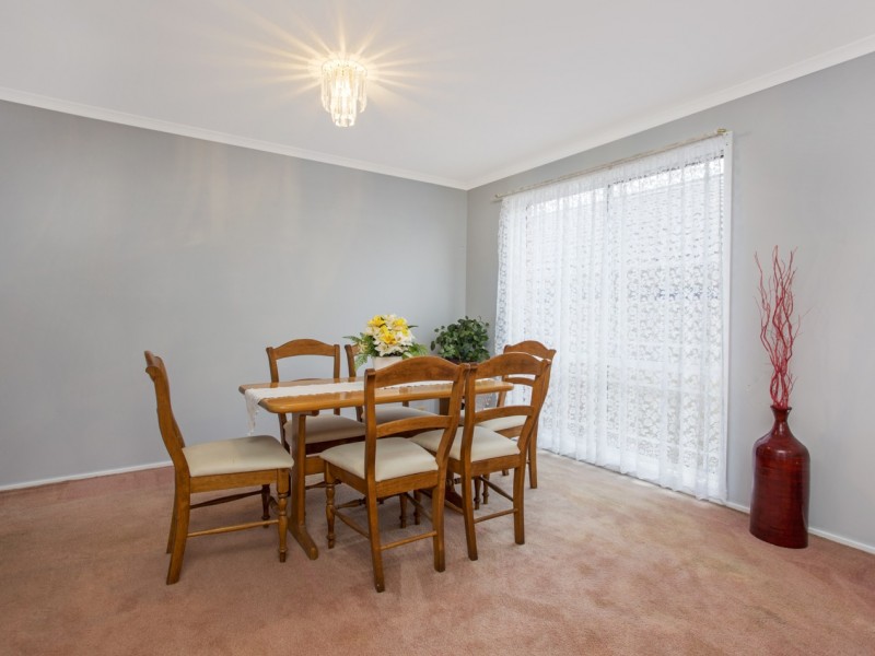 38 Esk Avenue, Green Valley NSW 2168