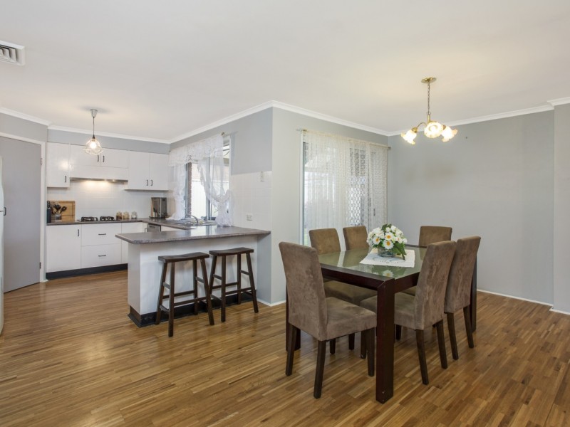 38 Esk Avenue, Green Valley NSW 2168