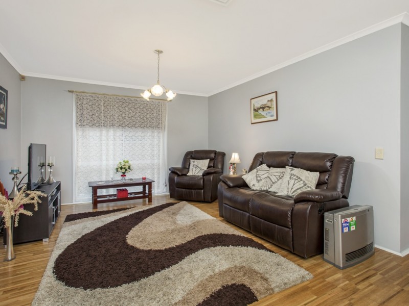 38 Esk Avenue, Green Valley NSW 2168