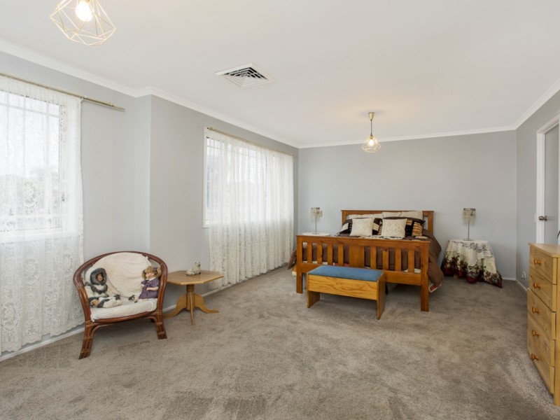 38 Esk Avenue, Green Valley NSW 2168