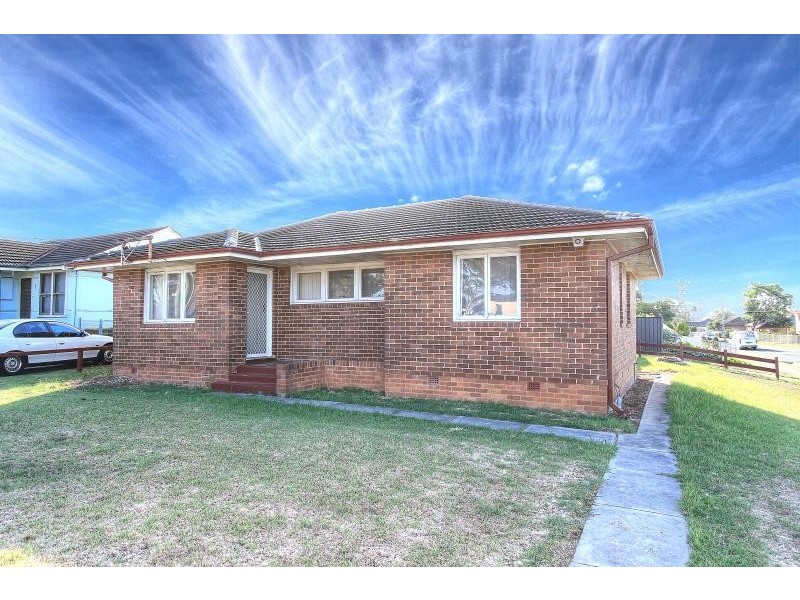 79 Hill Road, Lurnea NSW 2170