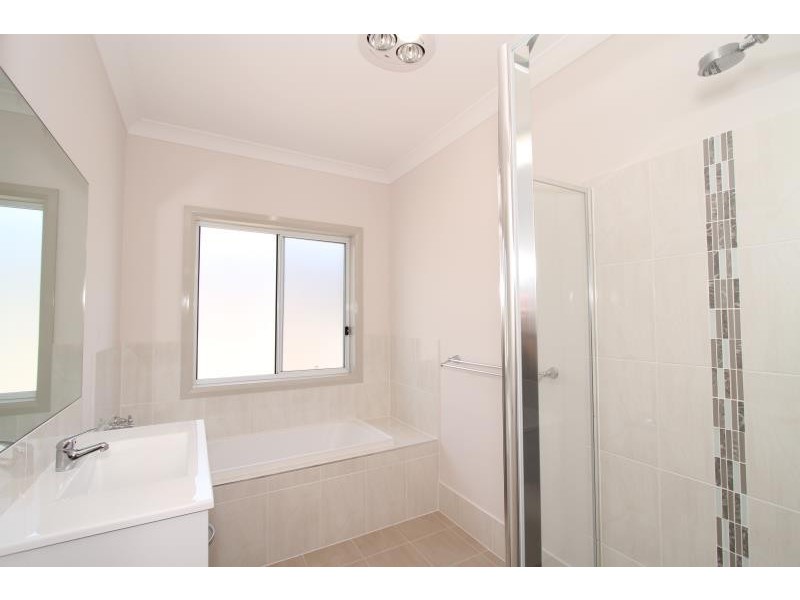 46 Bryant Street, Middleton Grange NSW 2171