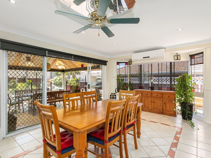 39 Pine Road, Casula NSW 2170