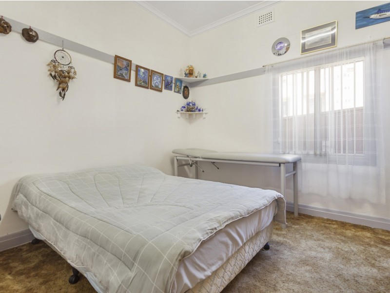 135 Bexley Road, Earlwood NSW 2206