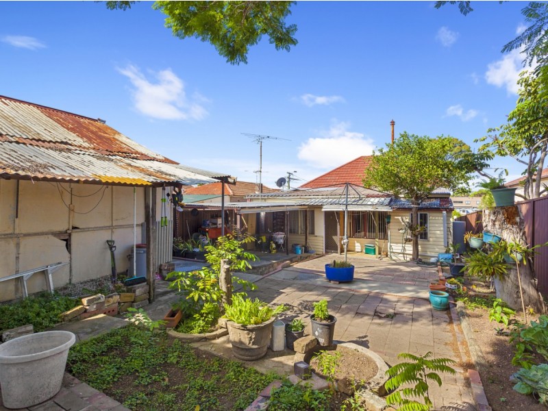 135 Bexley Road, Earlwood NSW 2206