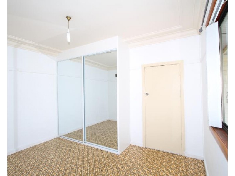 96 The Boulevarde, Fairfield Heights NSW 2165