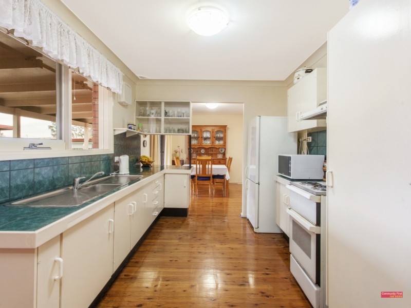 20 Foveaux Ave, Lurnea NSW 2170