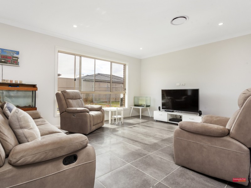 37 Owens Street, Spring Farm NSW 2570