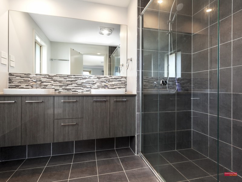 37 Owens Street, Spring Farm NSW 2570