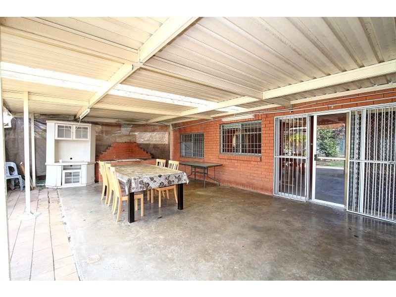 10 Bird Avenue, Lurnea NSW 2170