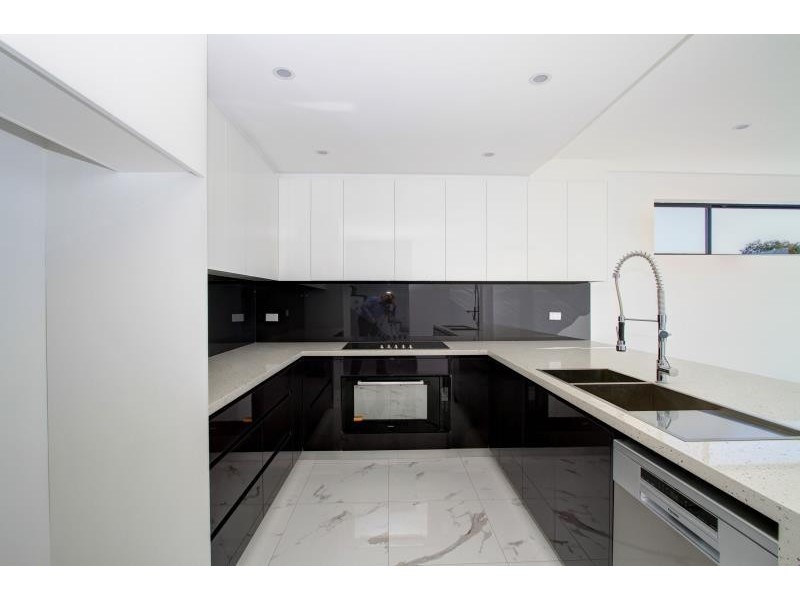 9/4 Mayberry Crescent, Liverpool NSW 2170