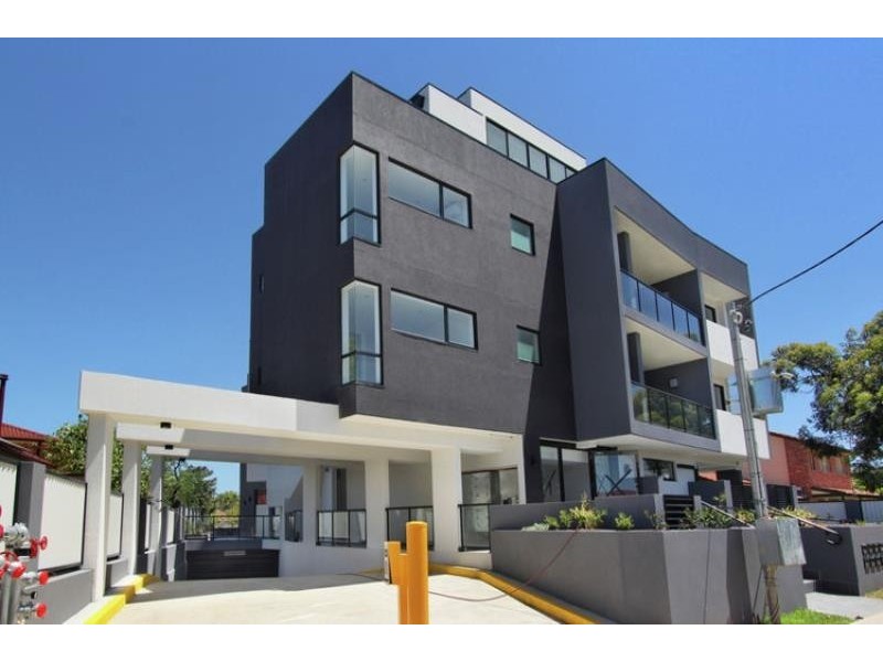 9/4 Mayberry Crescent, Liverpool NSW 2170