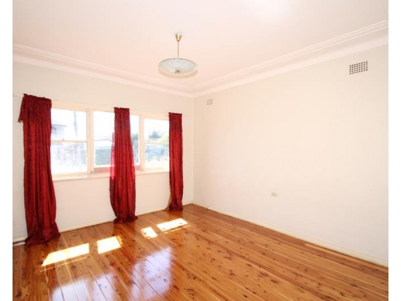 4 Danalam Street, Liverpool NSW 2170