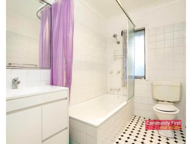 9 St Johns Road, Busby NSW 2168