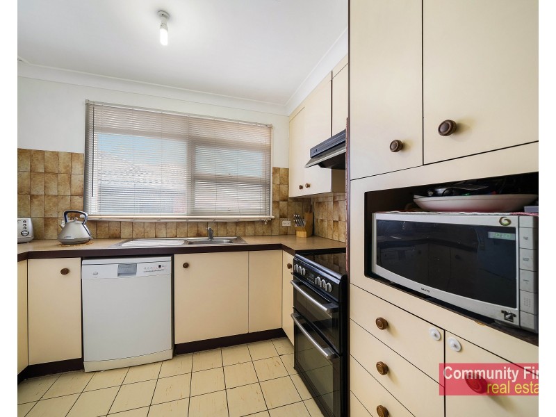 10 Euroka Street, Ingleburn NSW 2565