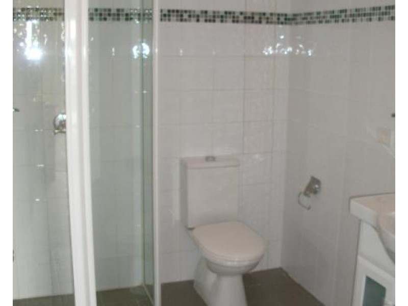 13/2 Castlereagh Street, Liverpool NSW 2170