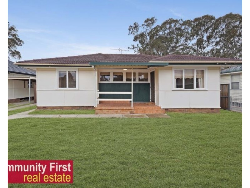 30 Eureka Crescent, Sadleir NSW 2168