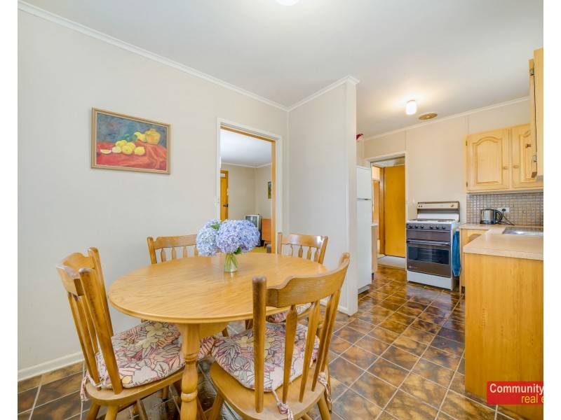 5 Celebration Road, Sadleir NSW 2168