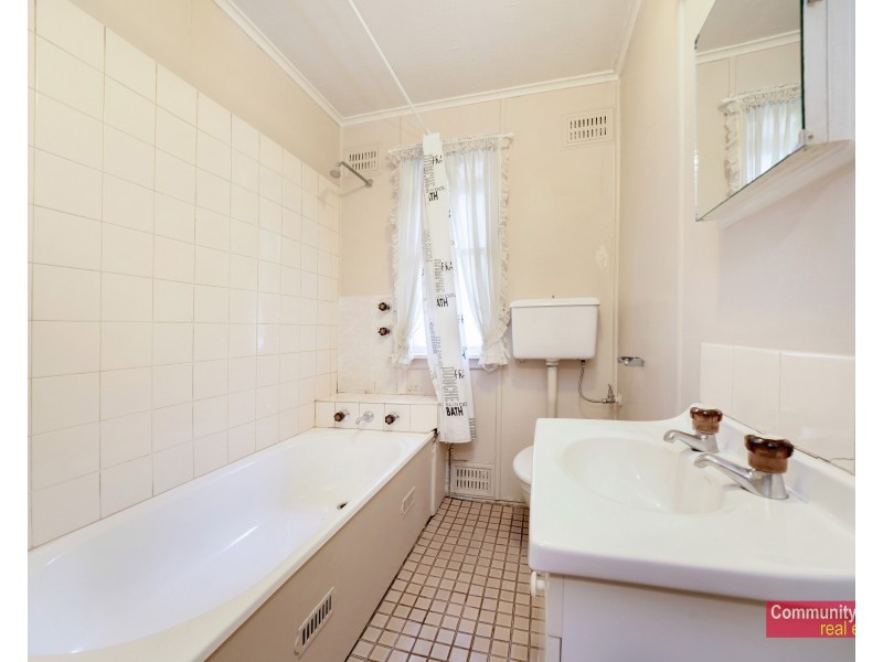 5 Celebration Road, Sadleir NSW 2168