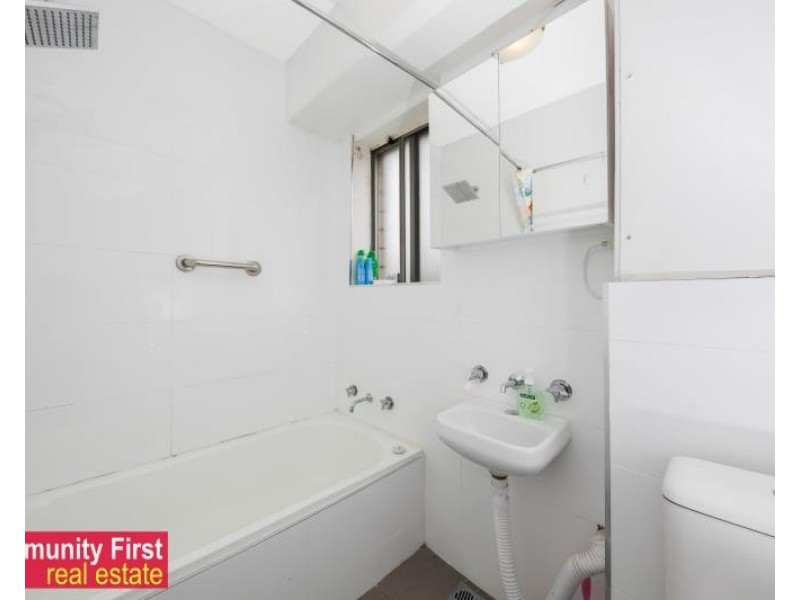 26/12 Goulburn Street, Warwick Farm NSW 2170