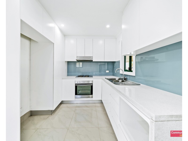 12 Dundee Street, Ashcroft NSW 2168