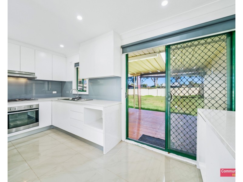 12 Dundee Street, Ashcroft NSW 2168