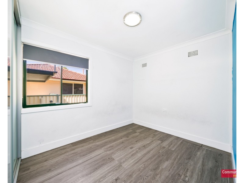 12 Dundee Street, Ashcroft NSW 2168