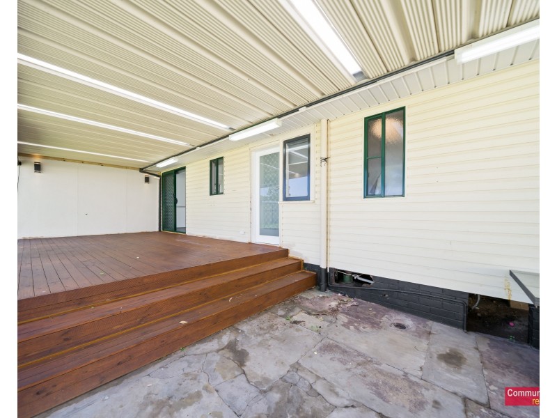 12 Dundee Street, Ashcroft NSW 2168