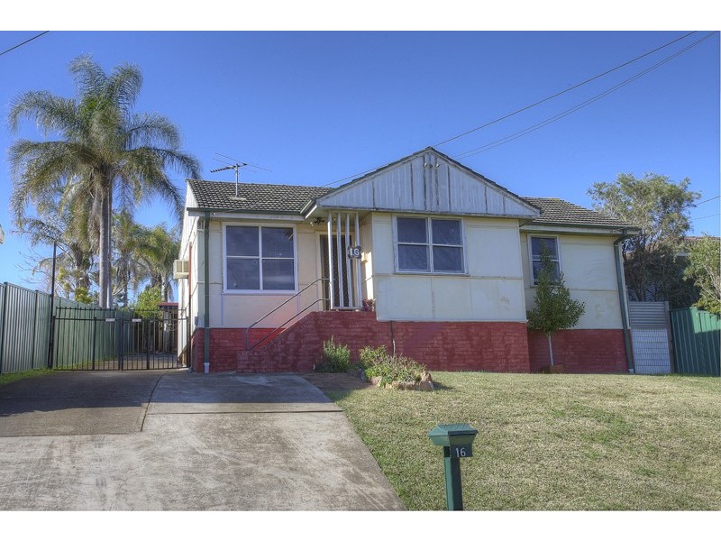 16 Parsons Street, Ashcroft NSW 2168