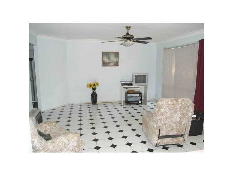 Hoxton Park NSW 2171