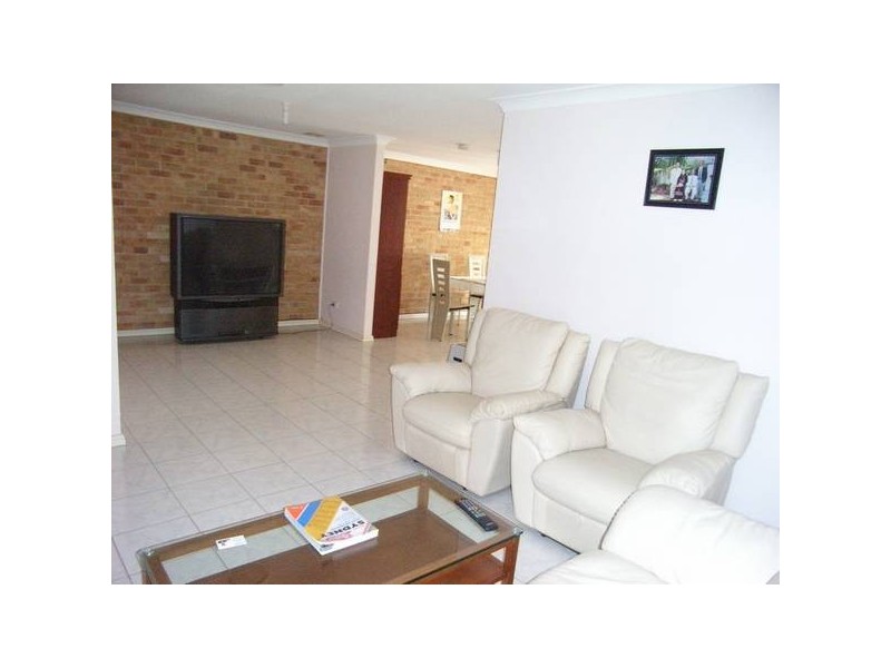 West Hoxton NSW 2171