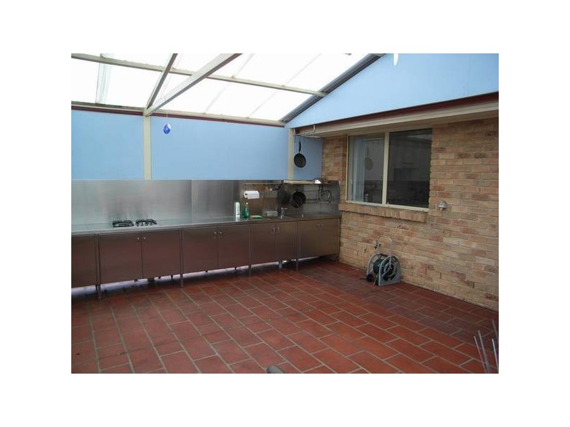 West Hoxton NSW 2171