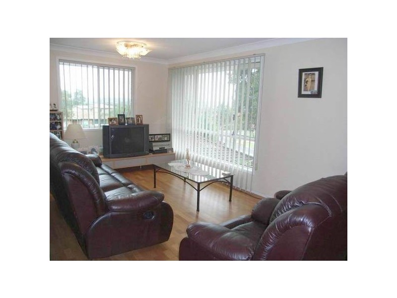 13b Kingfisher Avemue, Hinchinbrook NSW 2168