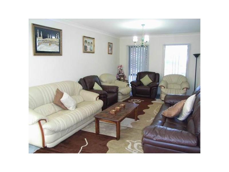 West Hoxton NSW 2171