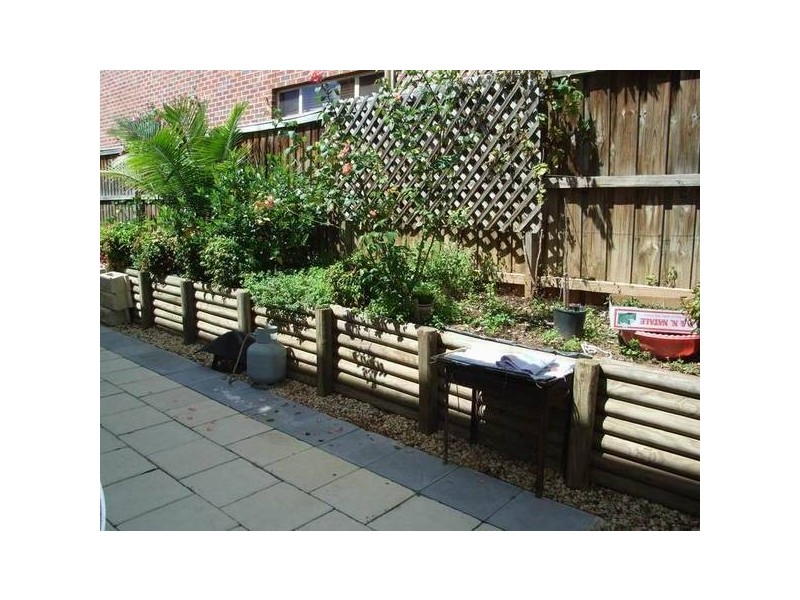 West Hoxton NSW 2171