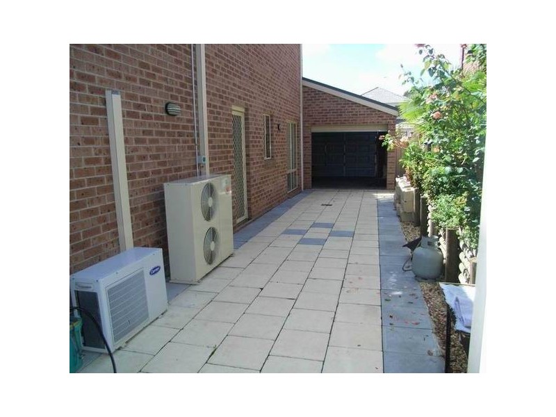 West Hoxton NSW 2171