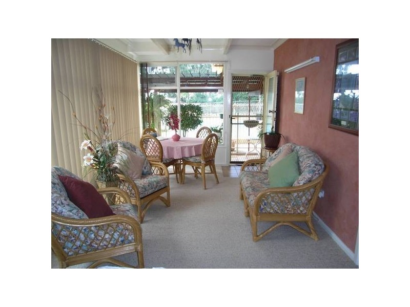 West Hoxton NSW 2171