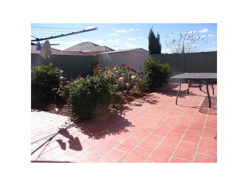 West Hoxton NSW 2171