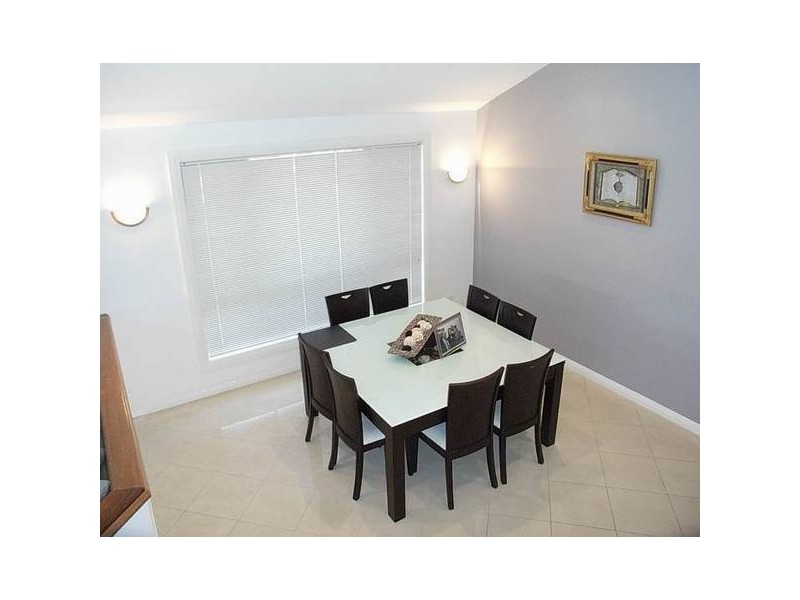 West Hoxton NSW 2171