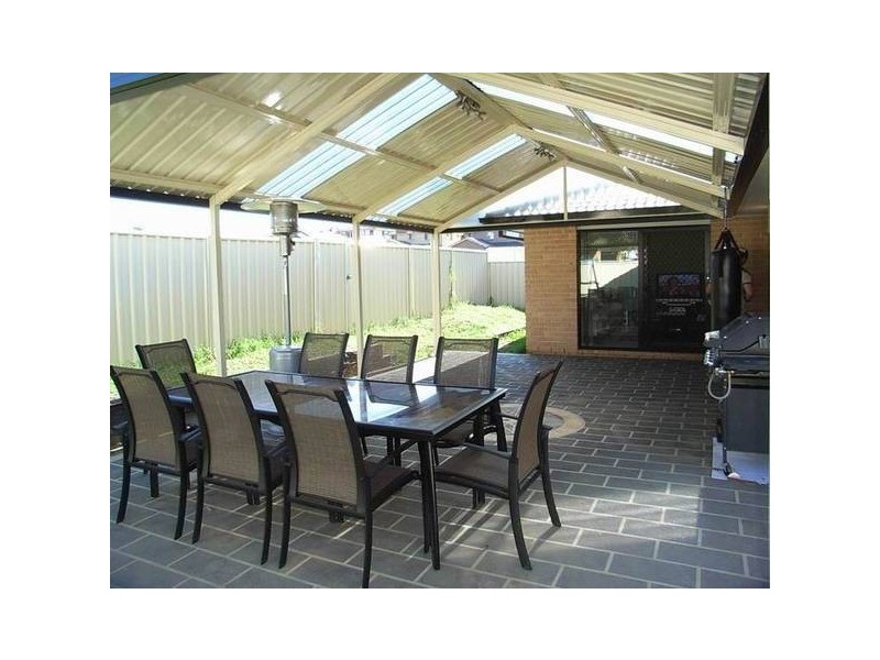 West Hoxton NSW 2171