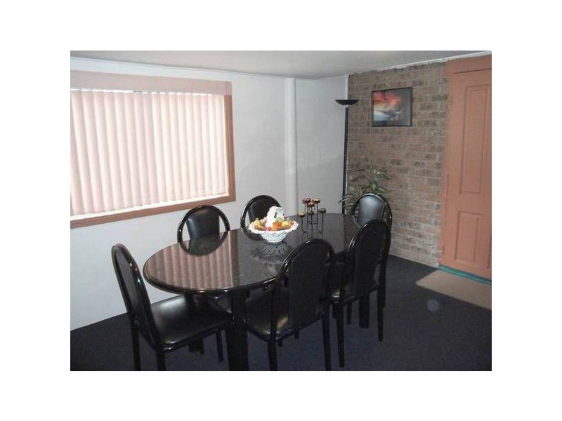 Edensor Park NSW 2176