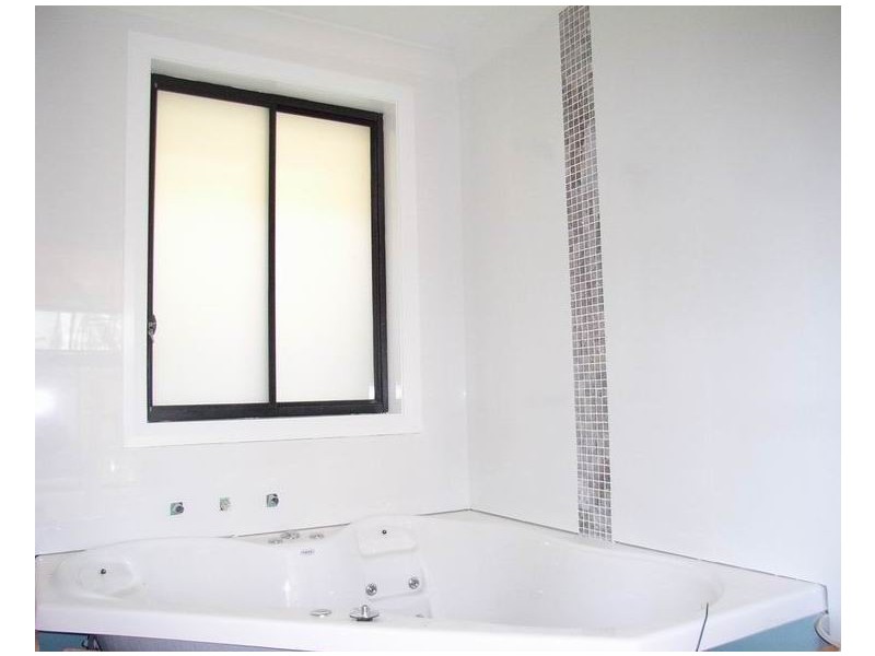 Glen Alpine NSW 2560