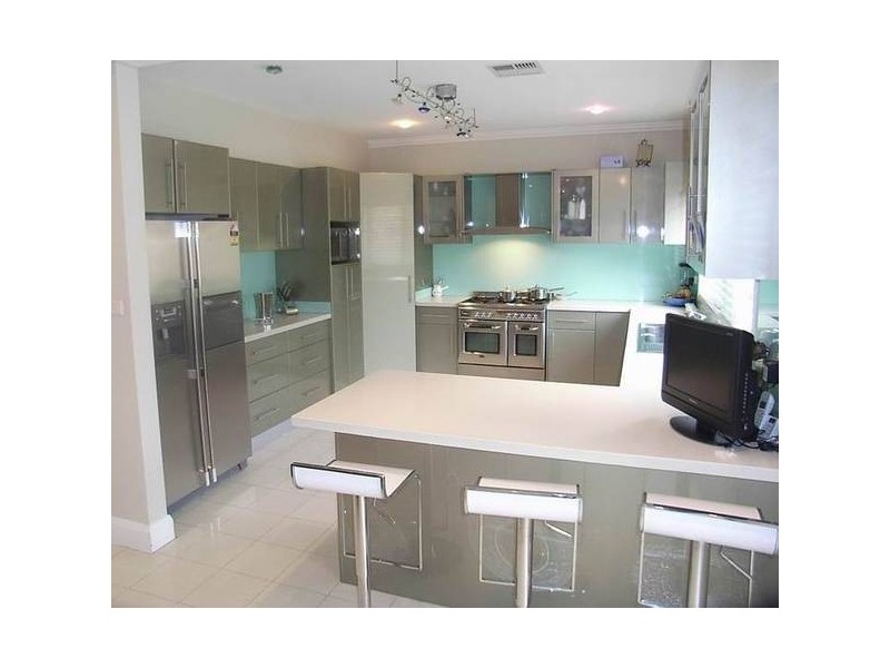 West Hoxton NSW 2171