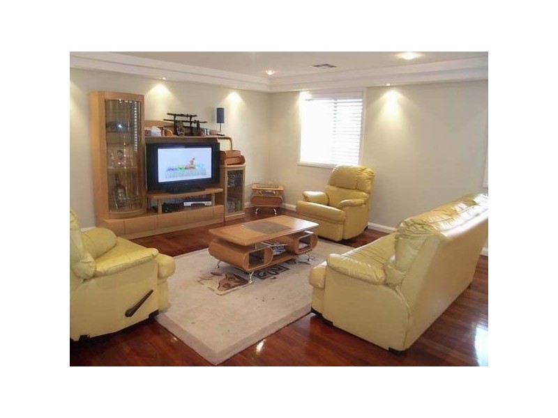 West Hoxton NSW 2171